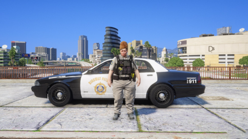 More information about "Lola "Fat Cop" Martienz"